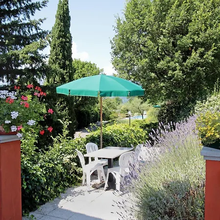 La Vignola Farm stay Barga