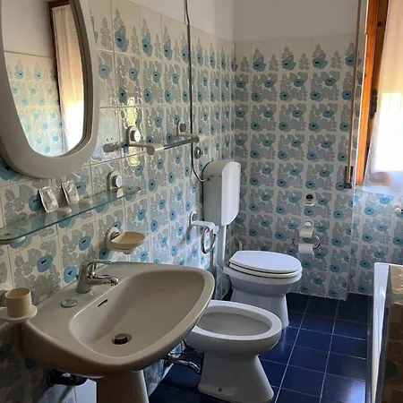 La Vignola Farm stay Barga
