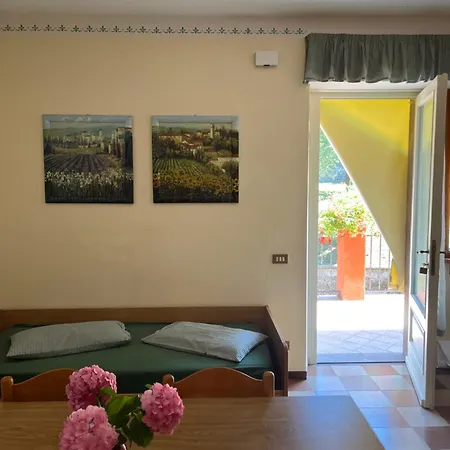 La Vignola Κατάλυμα σε φάρμα Barga